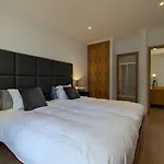 Apartment Pine Tree Seaside 500m To