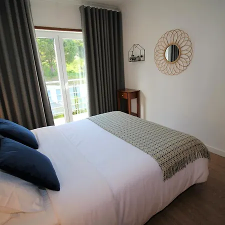 Pine Tree - Da Coelha - Apartamento *