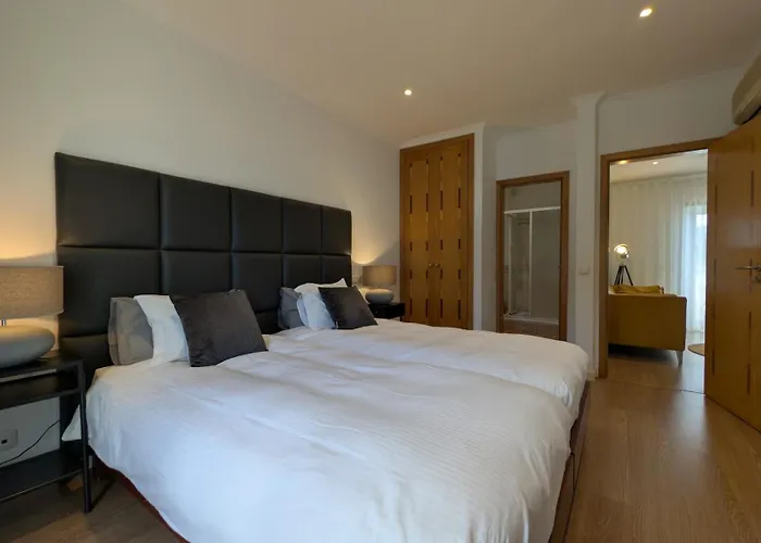 Apartman Pine Tree Seaside 500m To