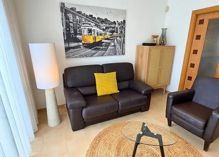 Pine Tree Seaside 500m To Apartman *