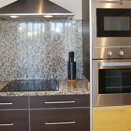 Pine Tree Seaside Apartments 500M To Beach * Албуфейра