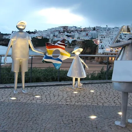 Pine Tree Seaside Apartments 500M To Beach Апартаменты